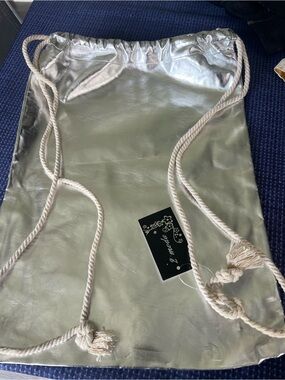 Moda Silver Metallic Drawstring Bag with Cream Rope Handles
